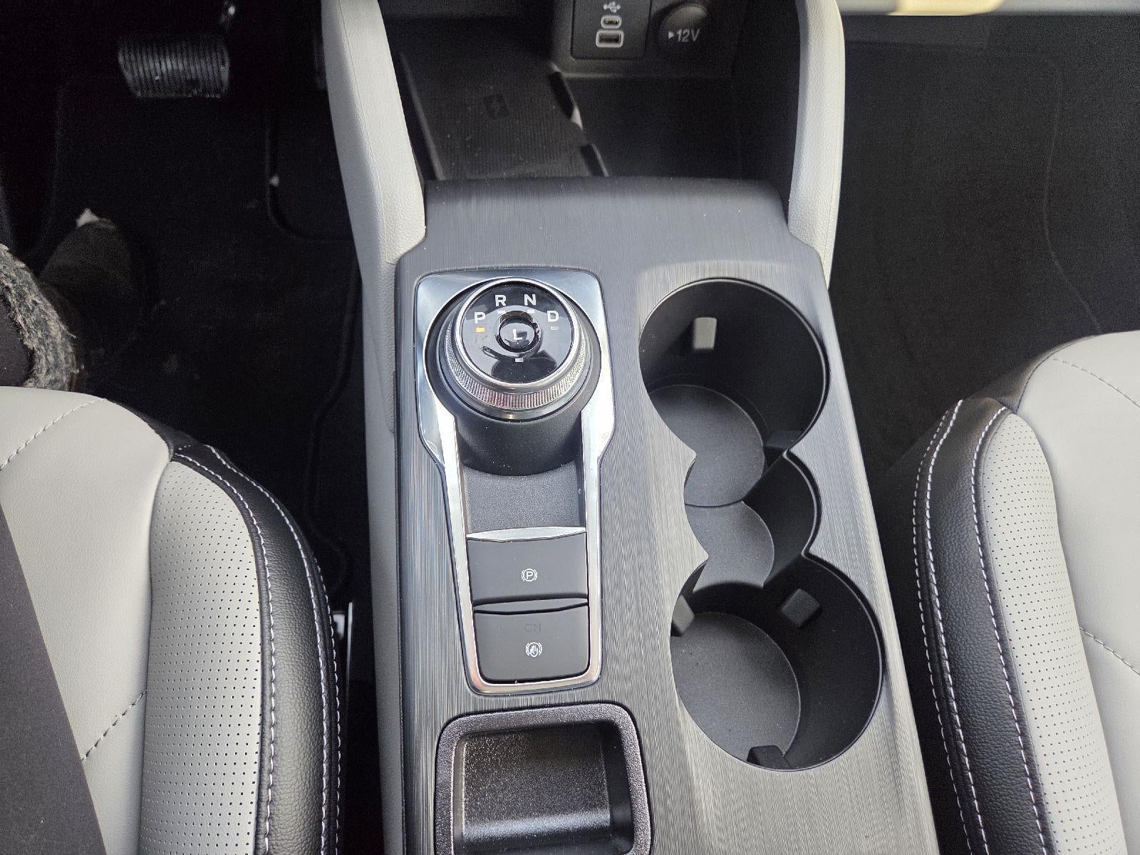 2026 Ford Escape Platinum