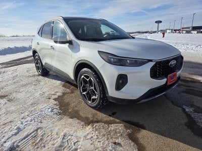 2026 Ford Escape Platinum