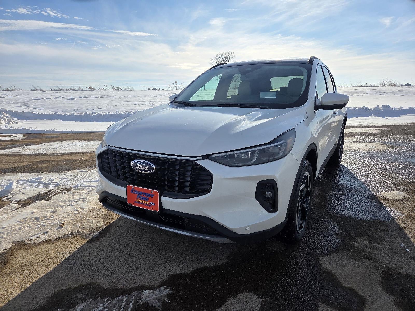2026 Ford Escape Platinum