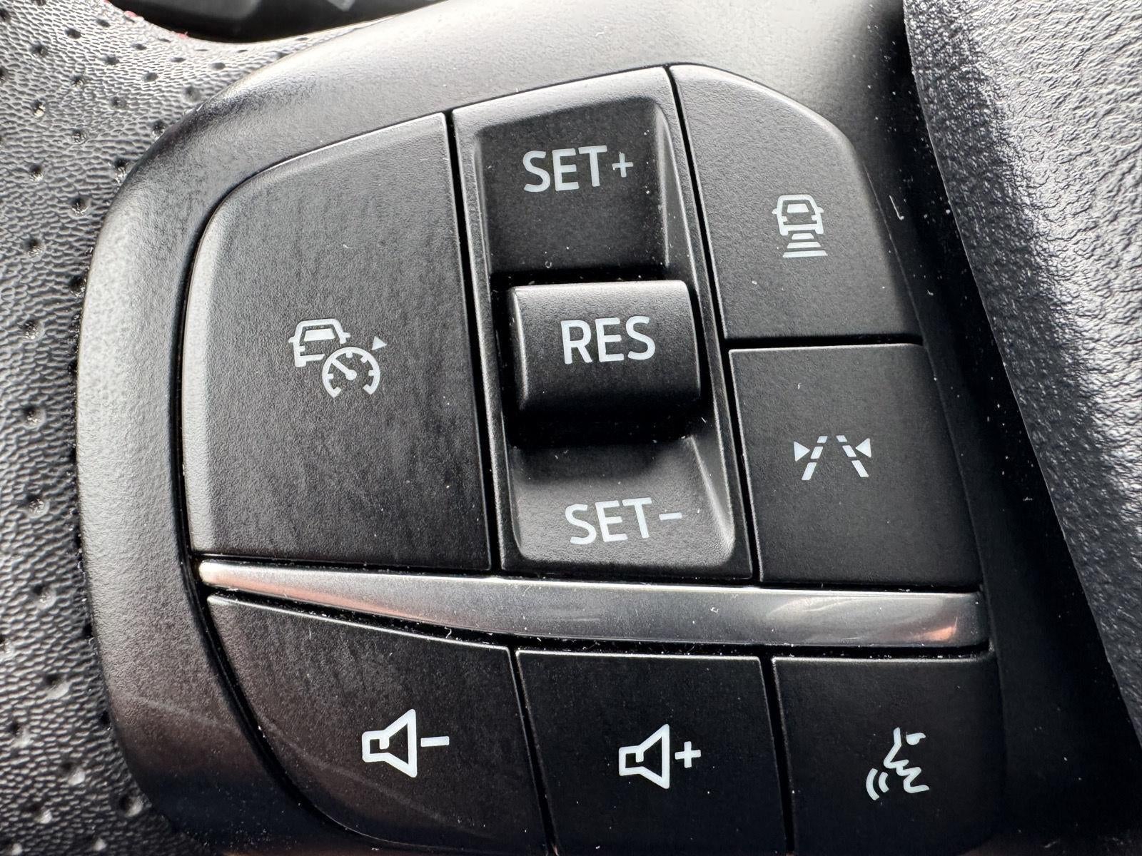 2023 Ford ESCAPE ST ST-Line