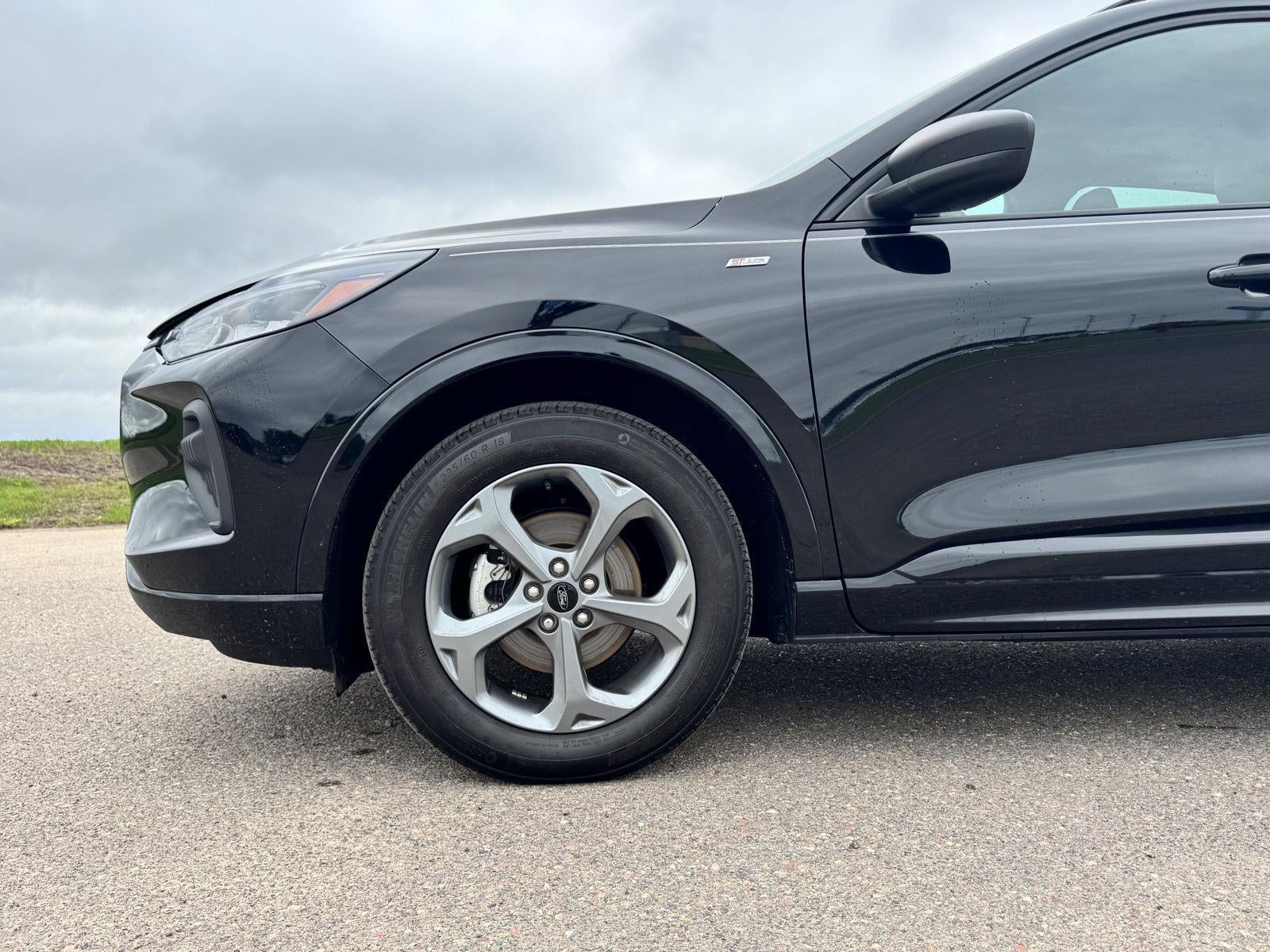 2023 Ford ESCAPE ST ST-Line