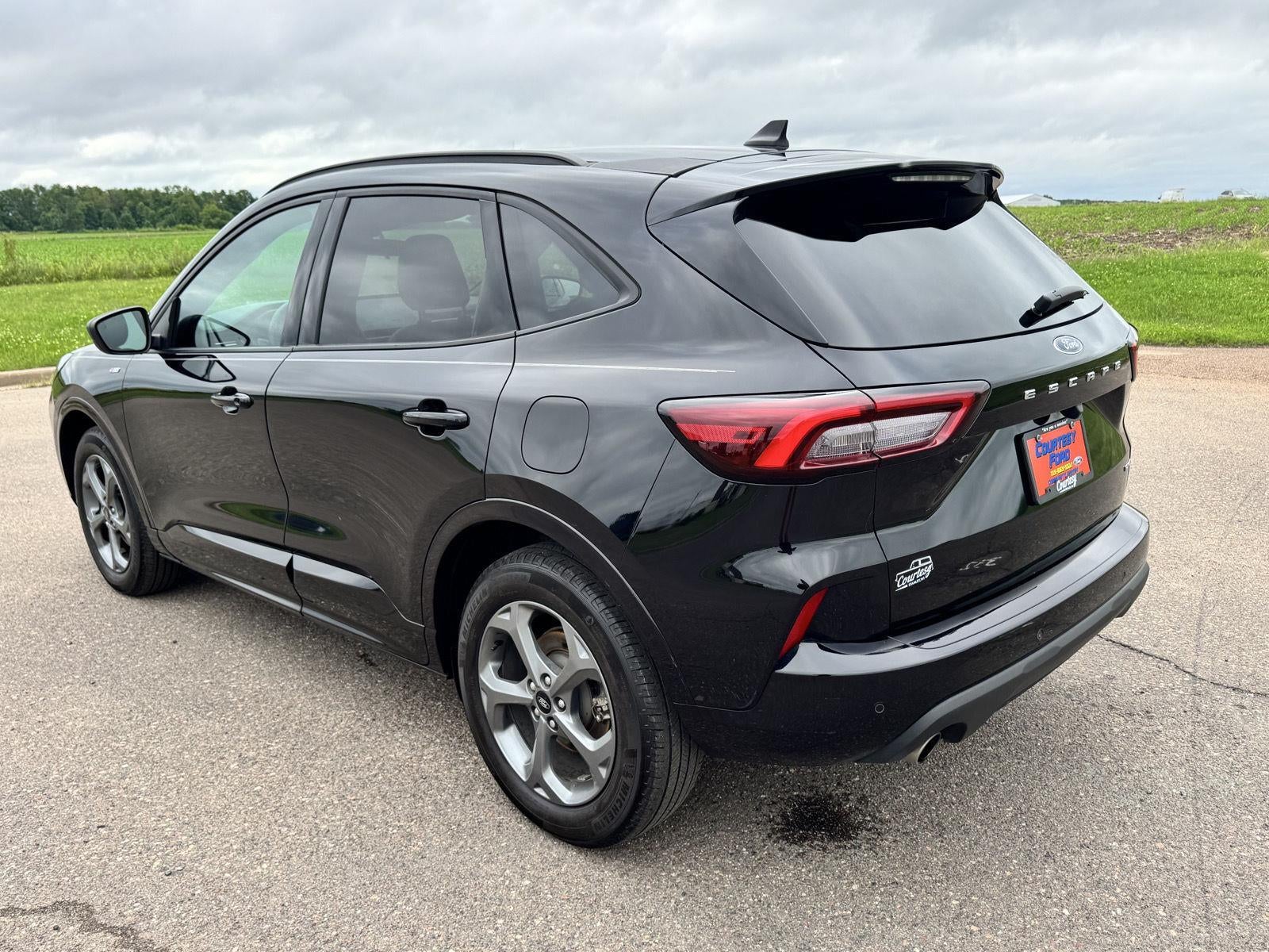 2023 Ford ESCAPE ST ST-Line