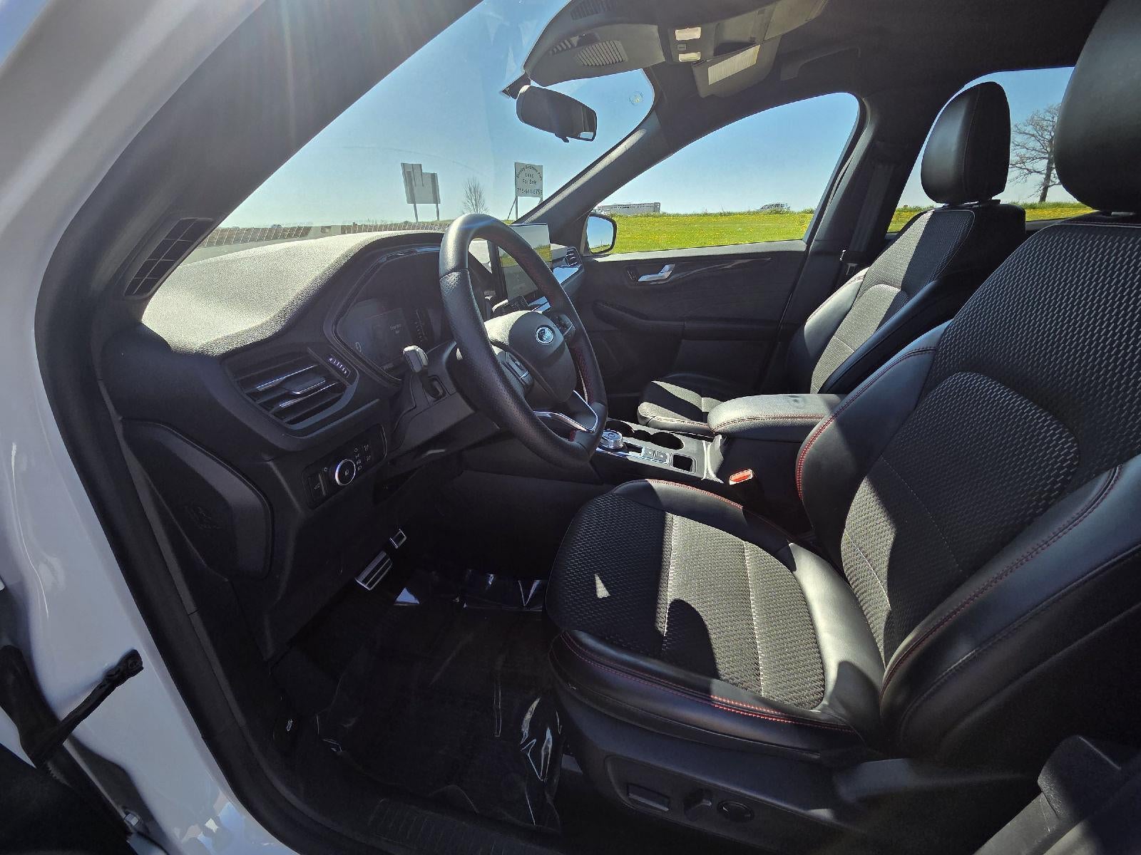 2024 Ford Escape ST-Line Select