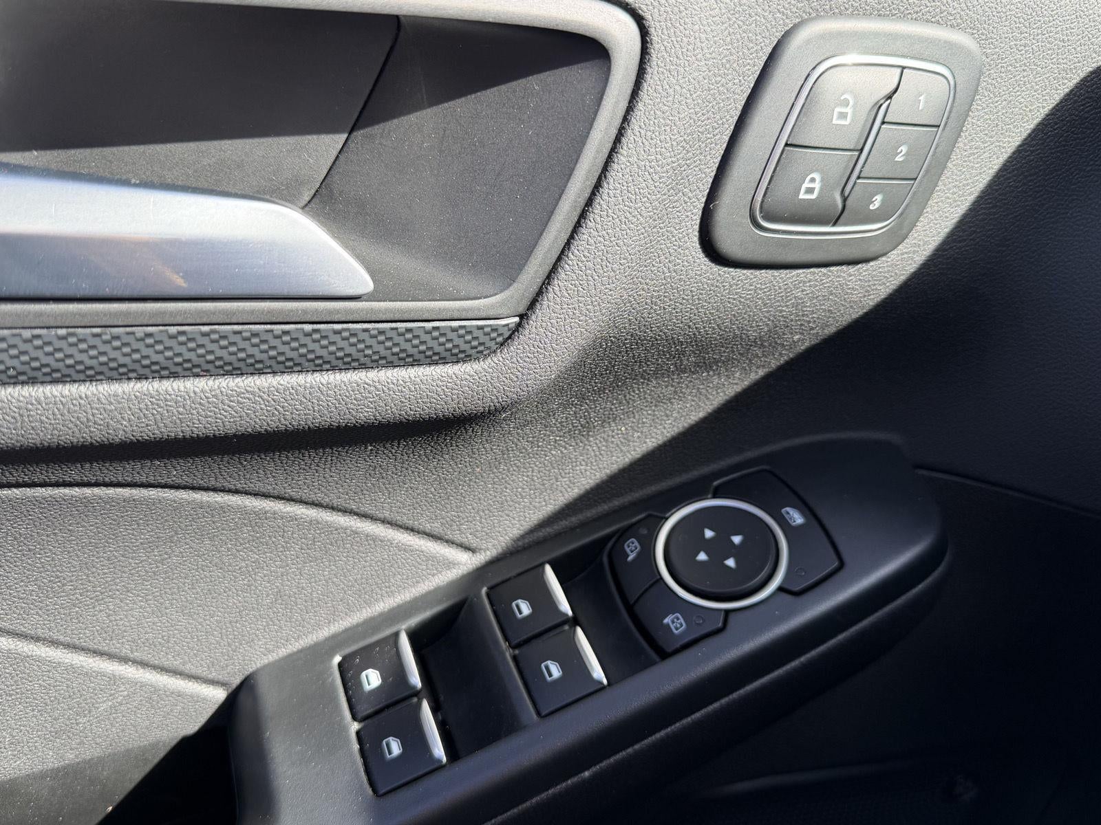 2023 Ford Escape ST-Line Elite