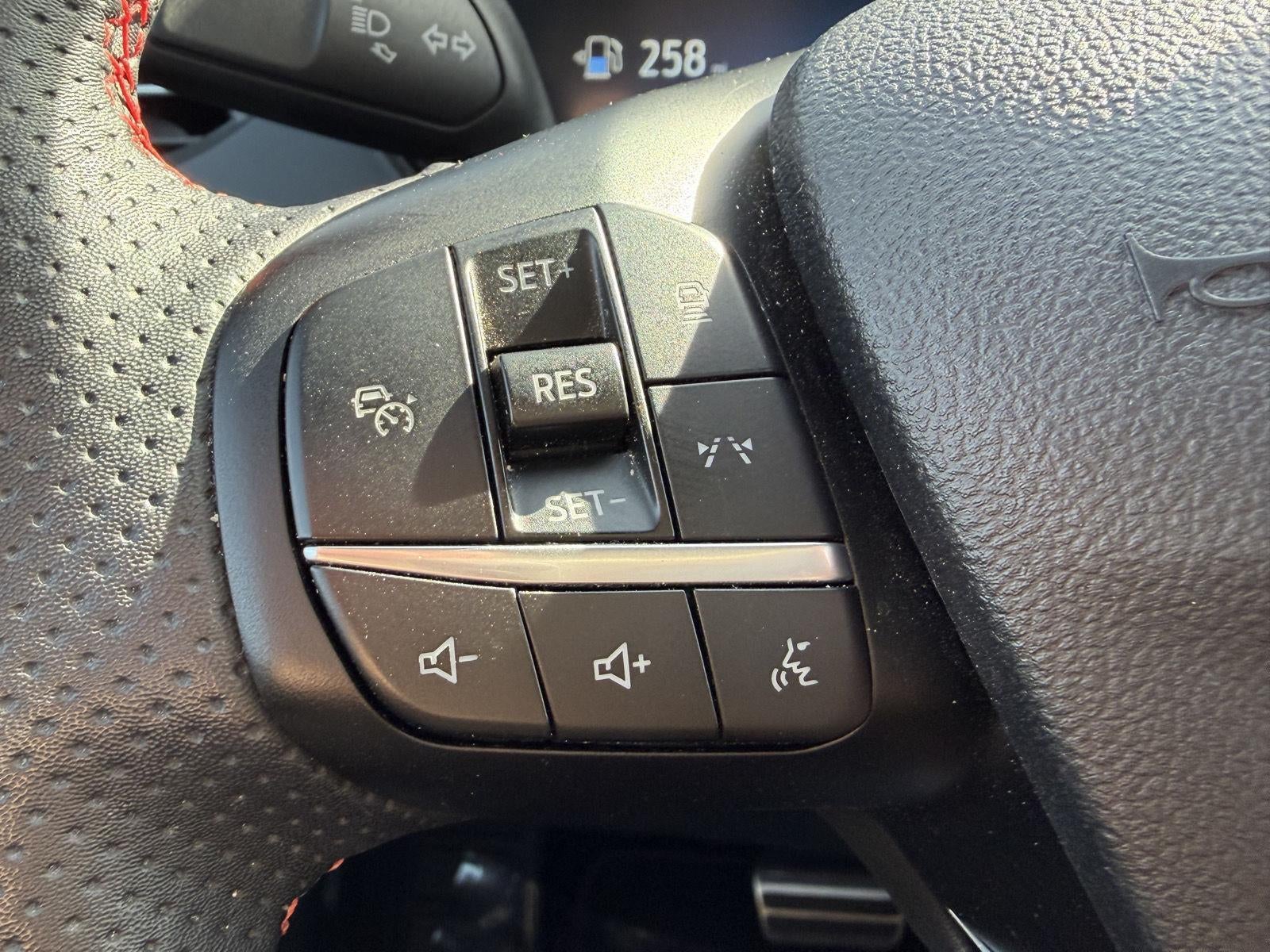 2023 Ford Escape ST-Line Elite