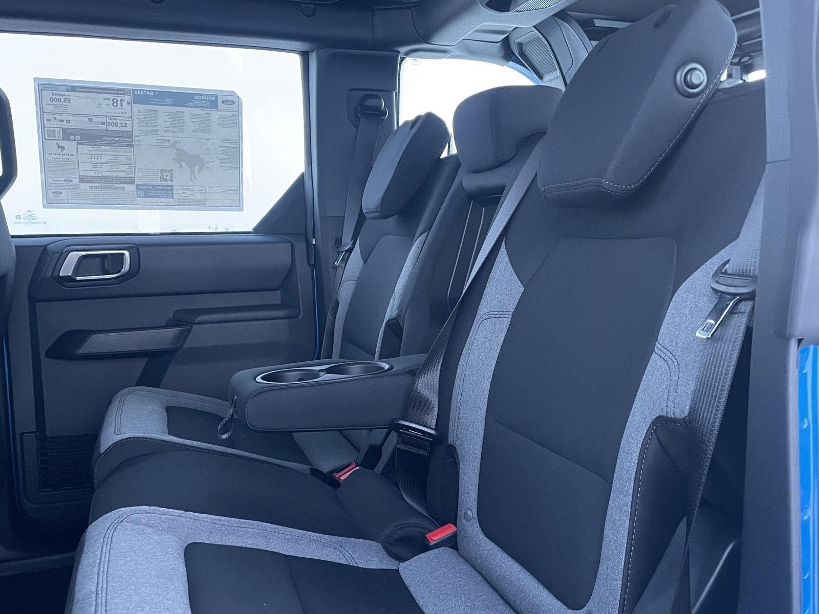 2025 Ford Bronco Base