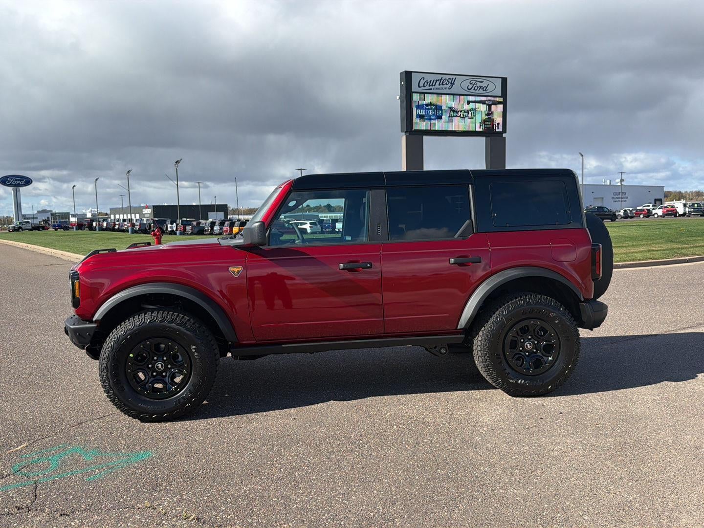 2026 Ford Bronco Badlands