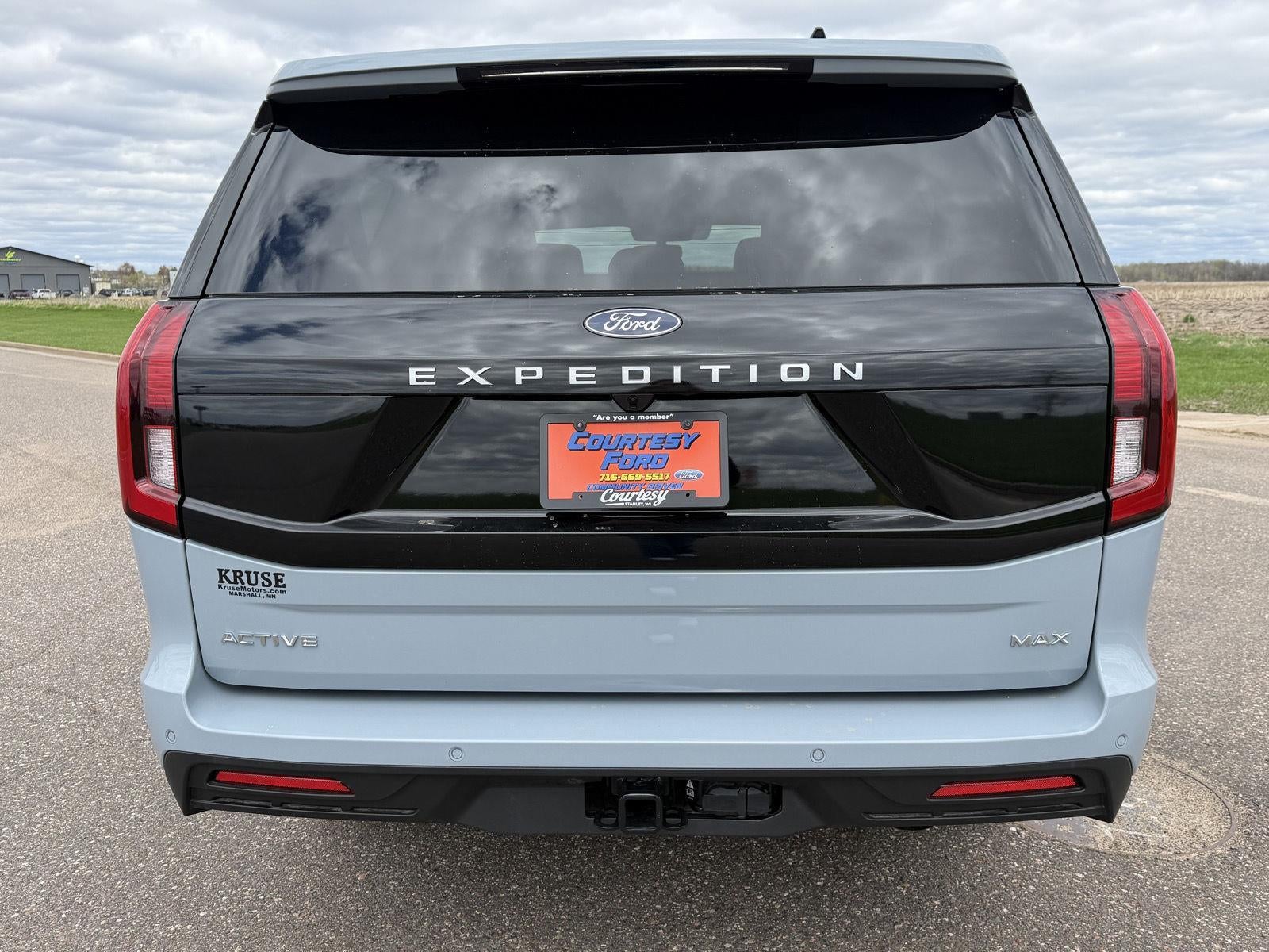 2026 Ford Expedition Max Active