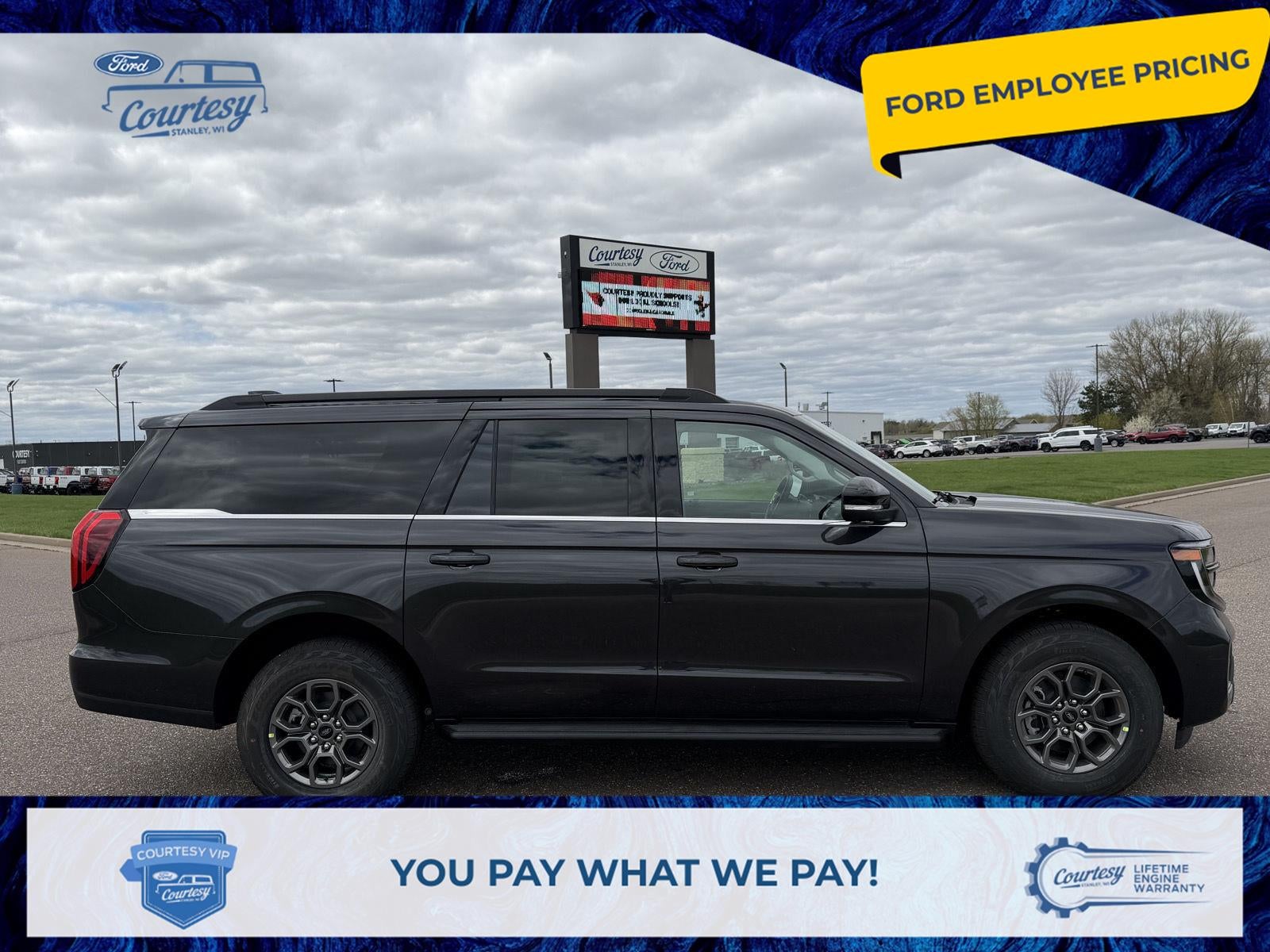 2026 Ford Expedition Active MAX 4x4's photo