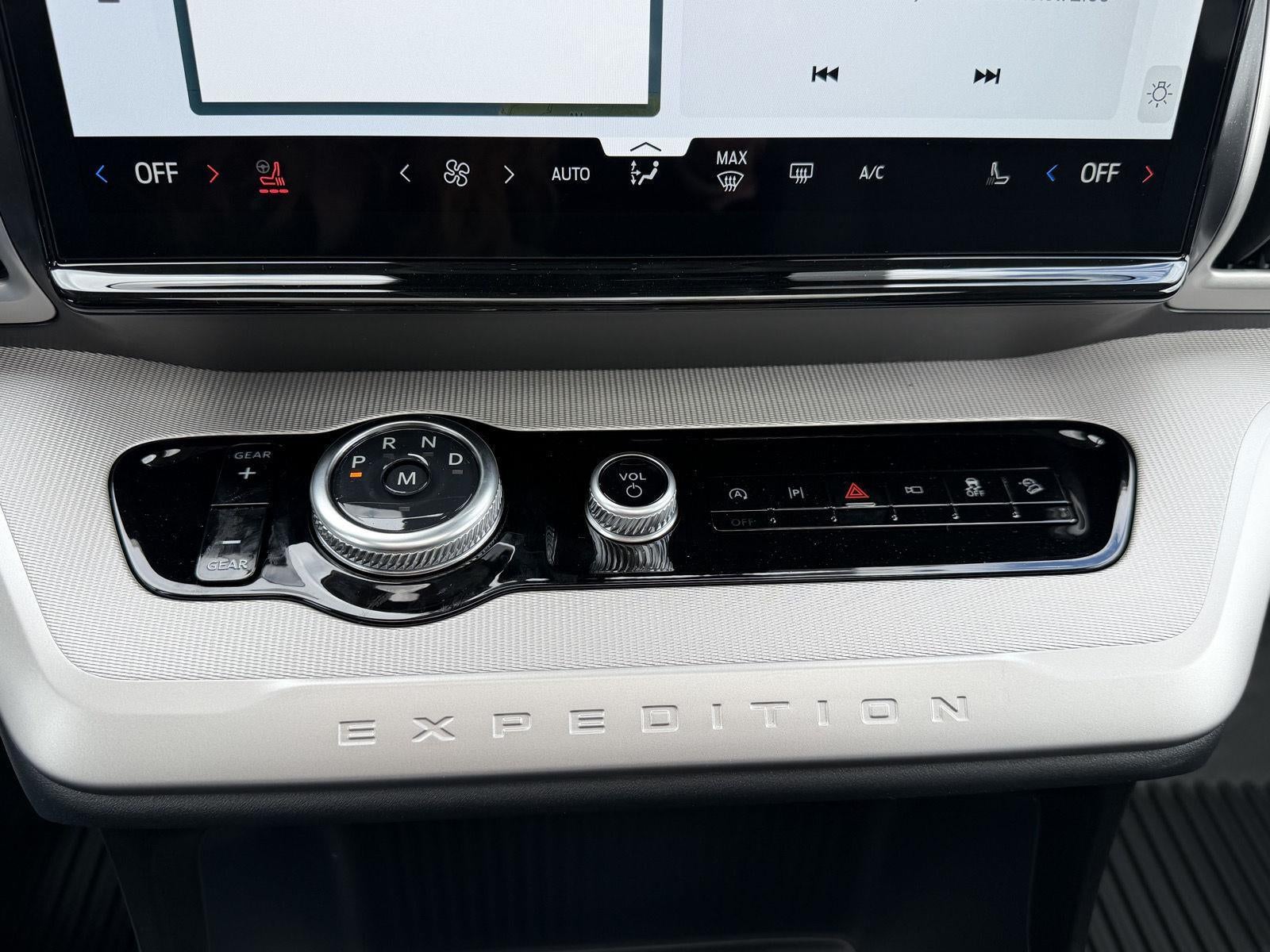2026 Ford Expedition Max Active