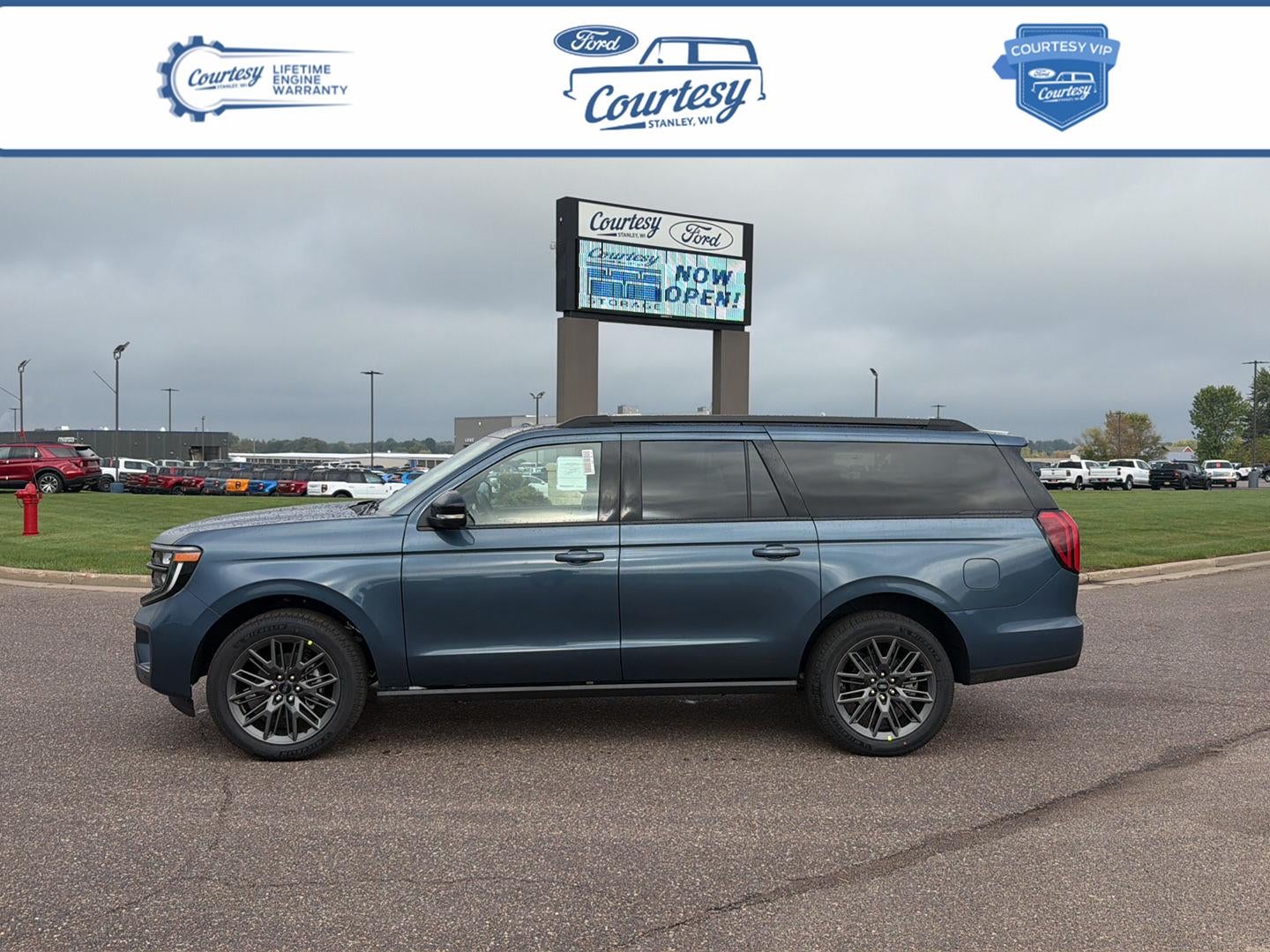 2027 Ford Expedition Max Platinum