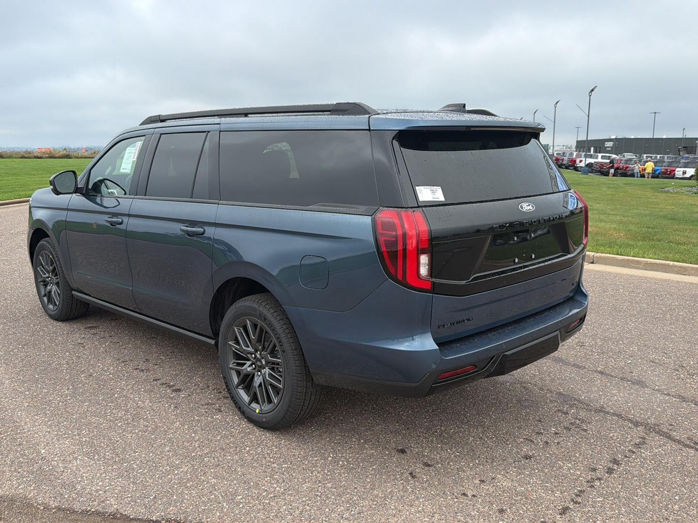 2027 Ford Expedition Max Platinum