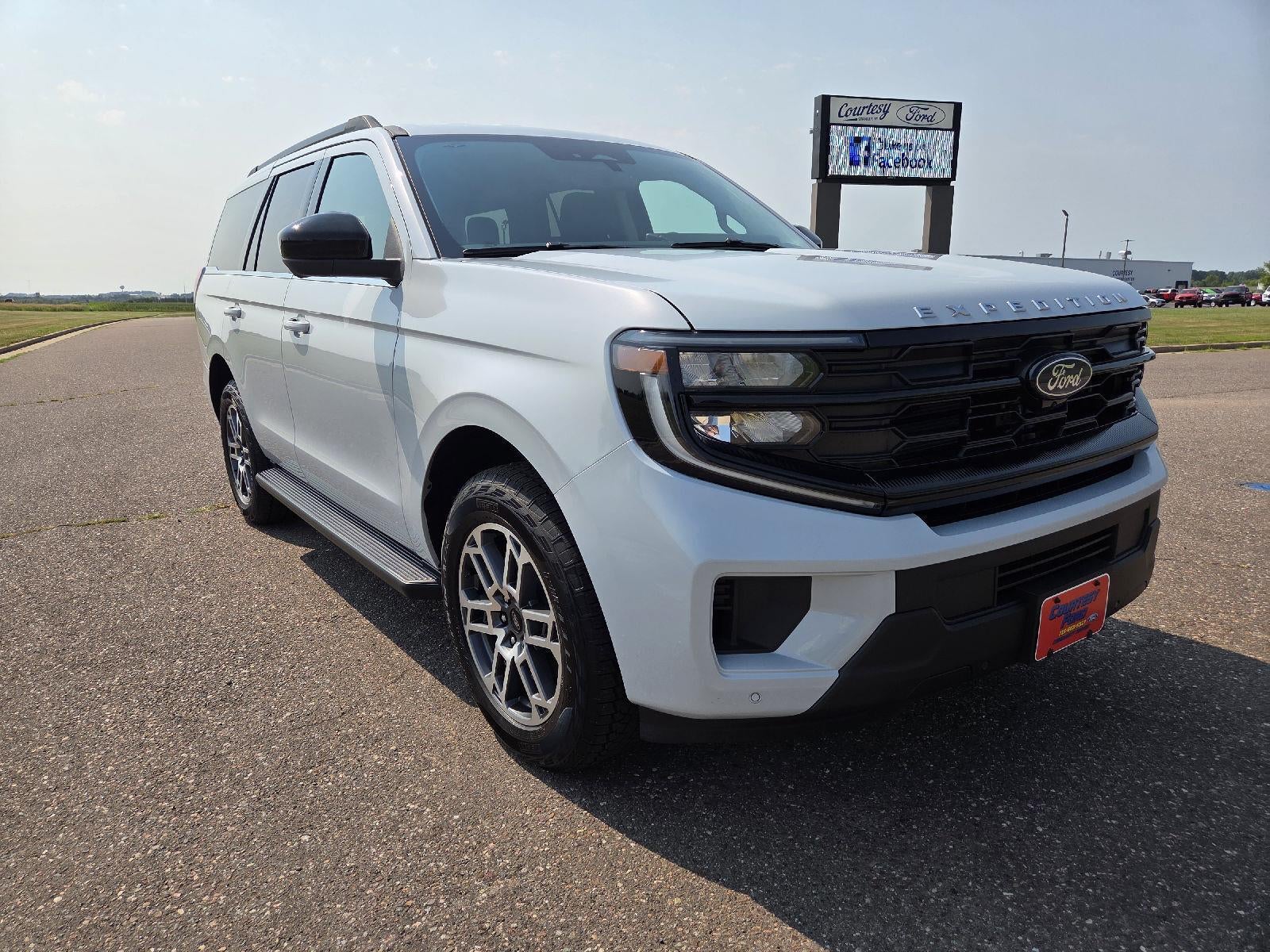 2026 Ford Expedition Active