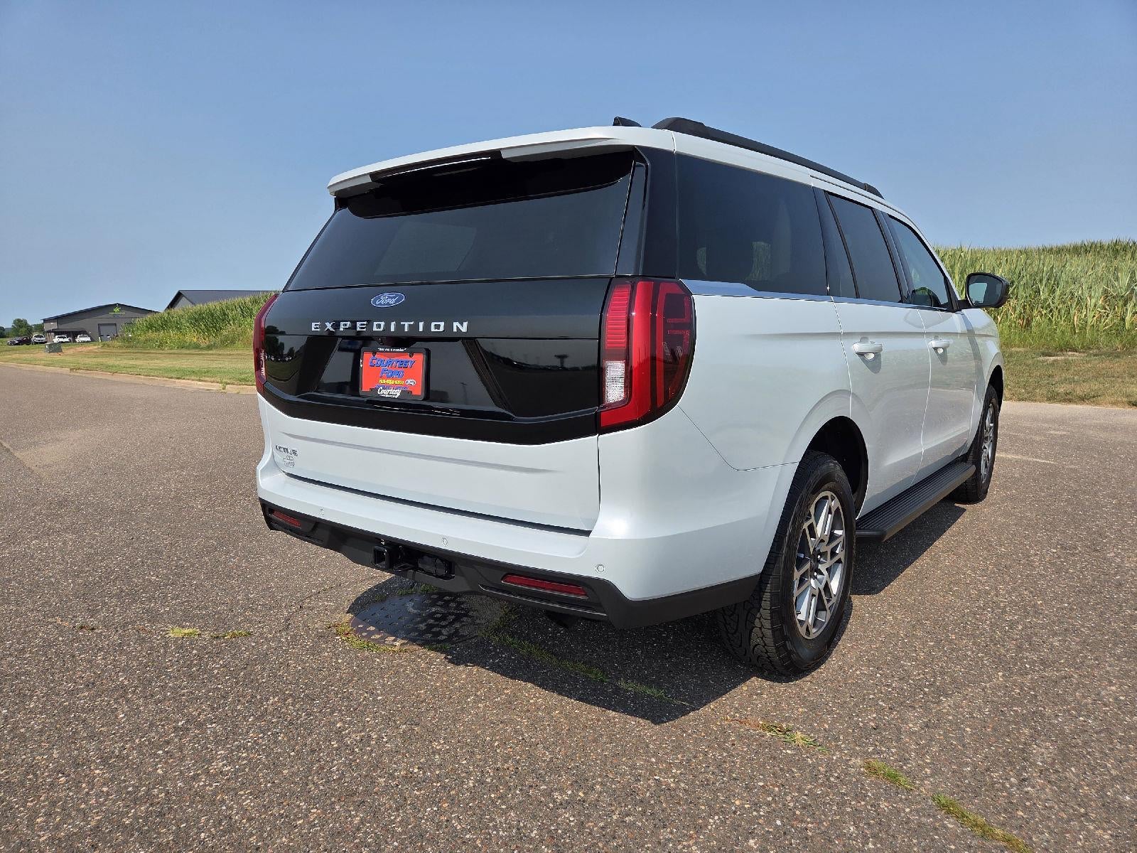 2026 Ford Expedition Active