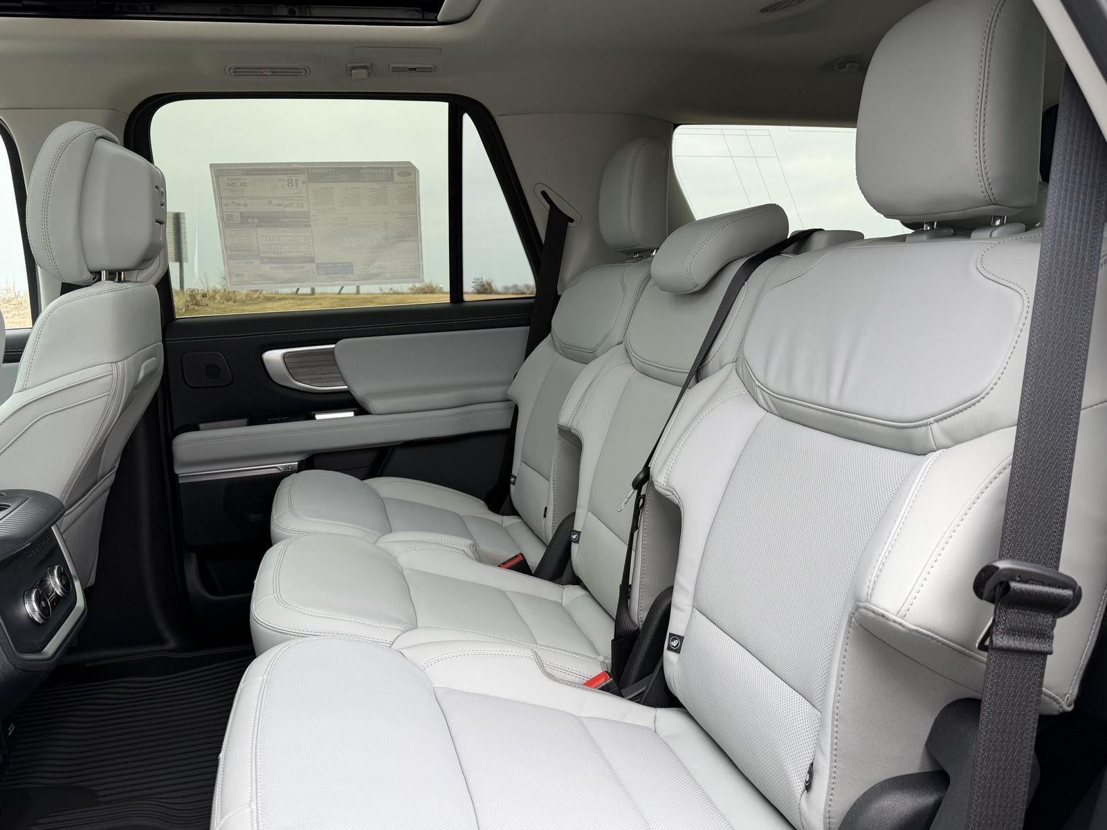 2026 Ford Expedition Platinum