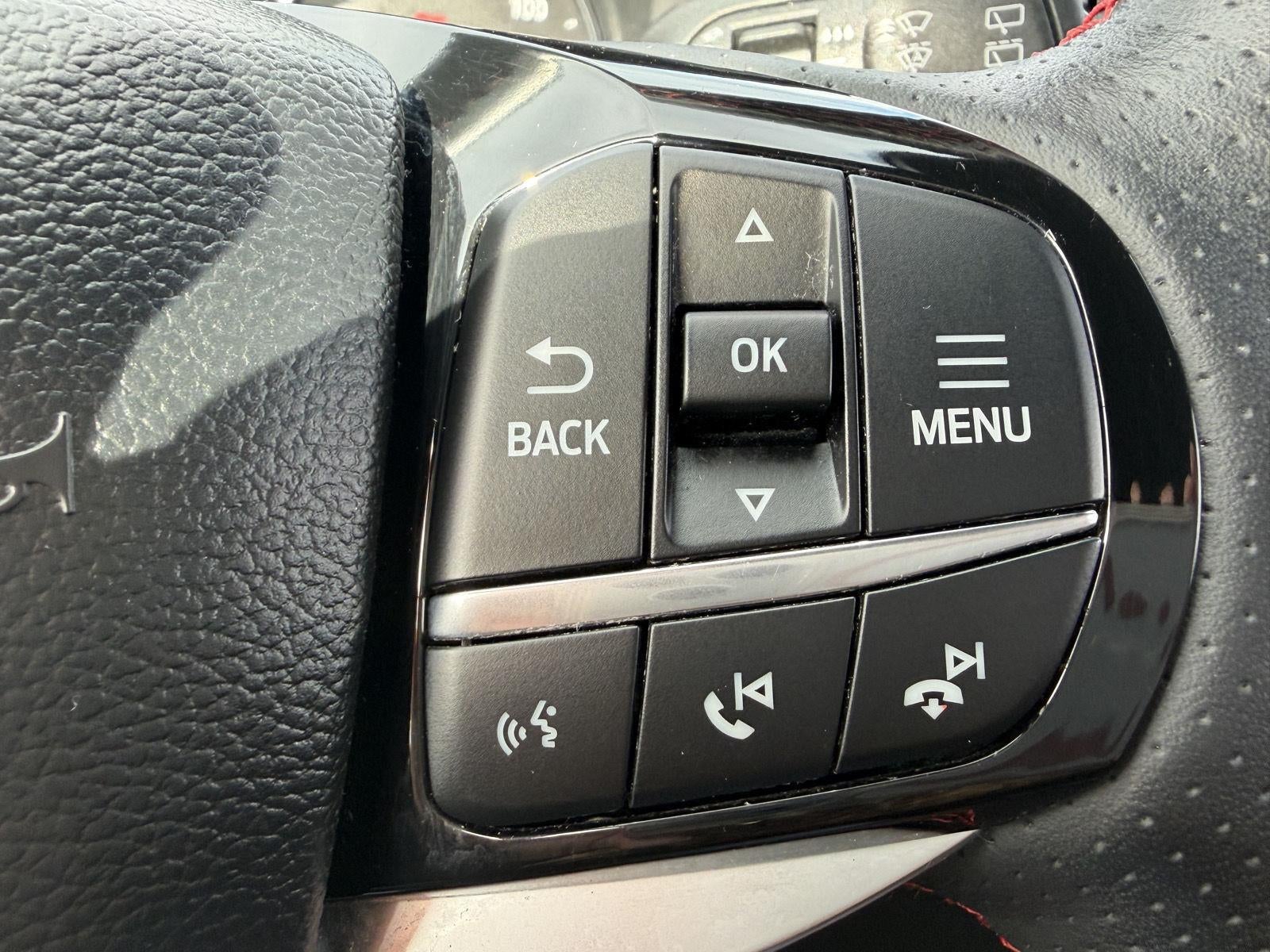 2024 Ford Explorer ST-Line