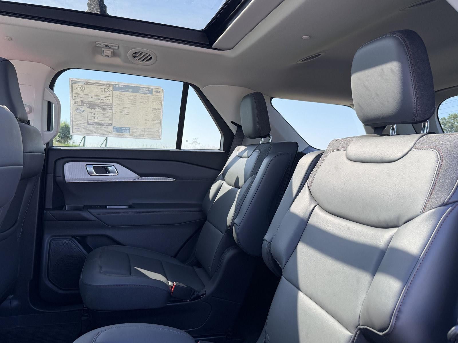 2026 Ford Explorer Active w/200A Pkg