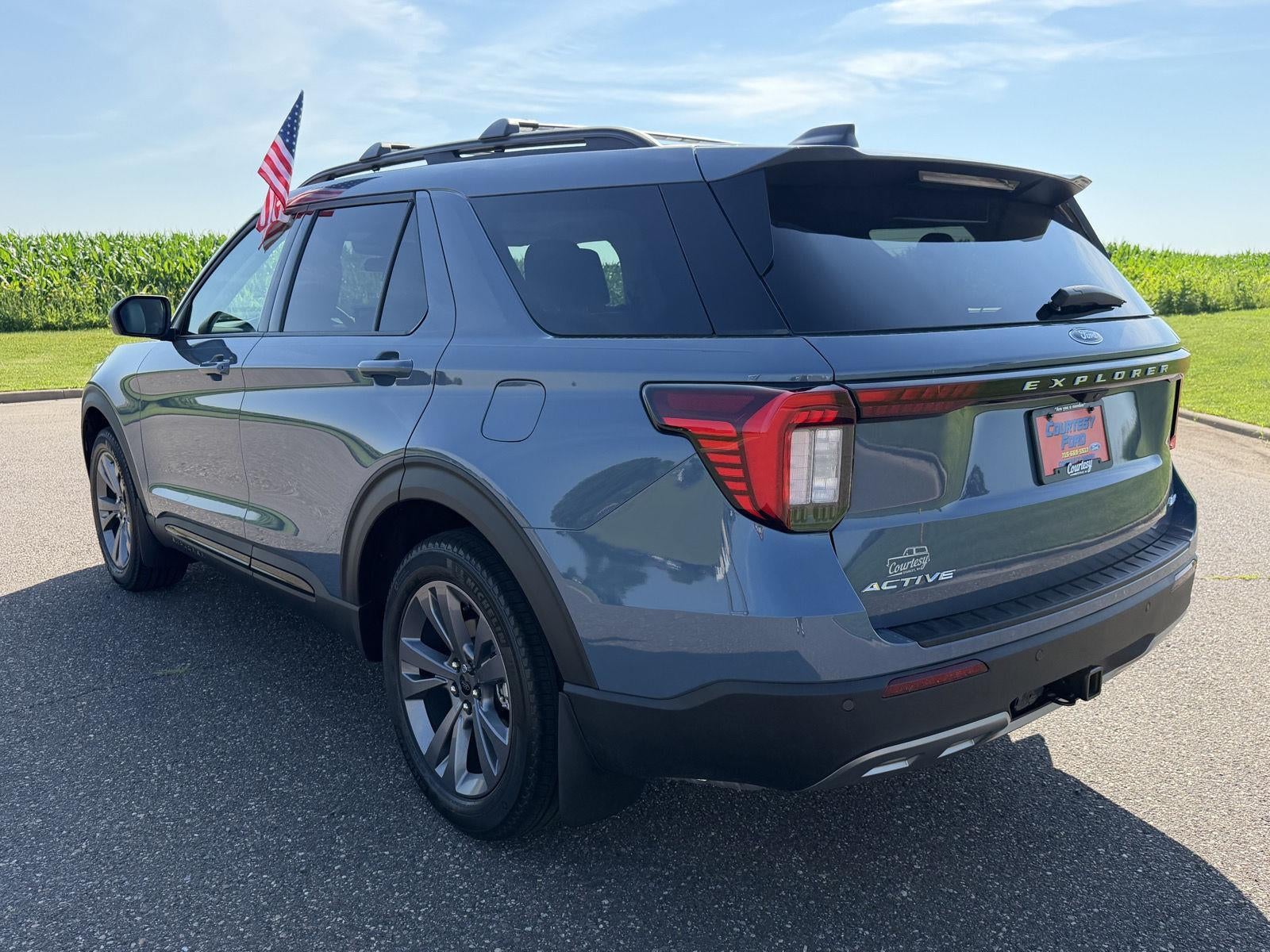 2026 Ford Explorer Active w/200A Pkg
