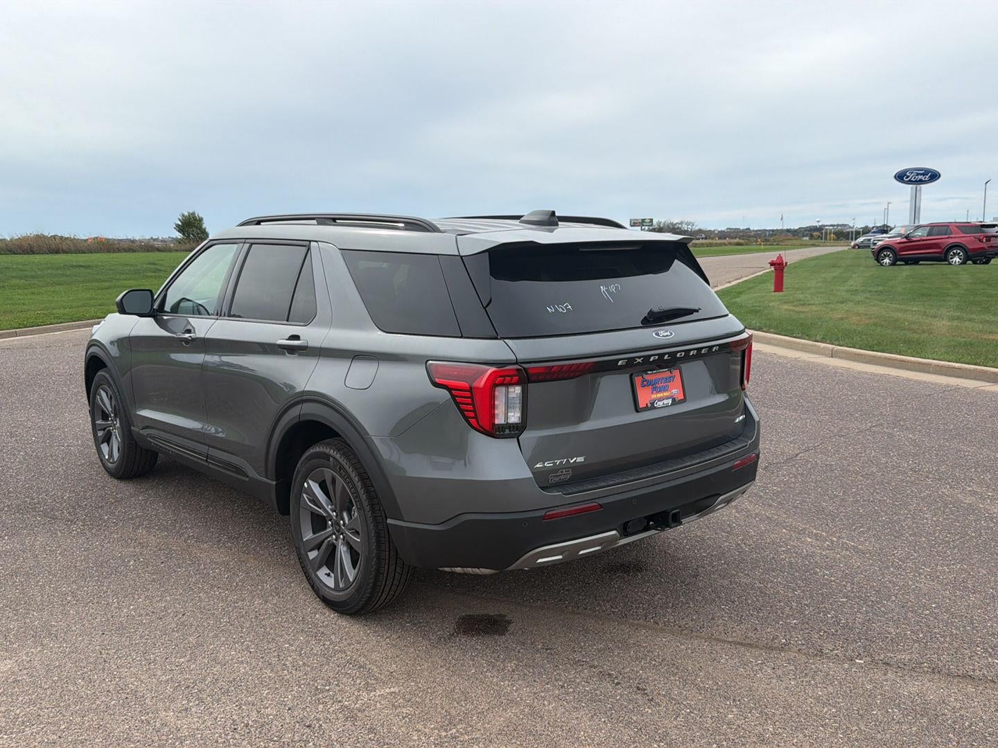 2026 Ford Explorer Active w/200A Pkg