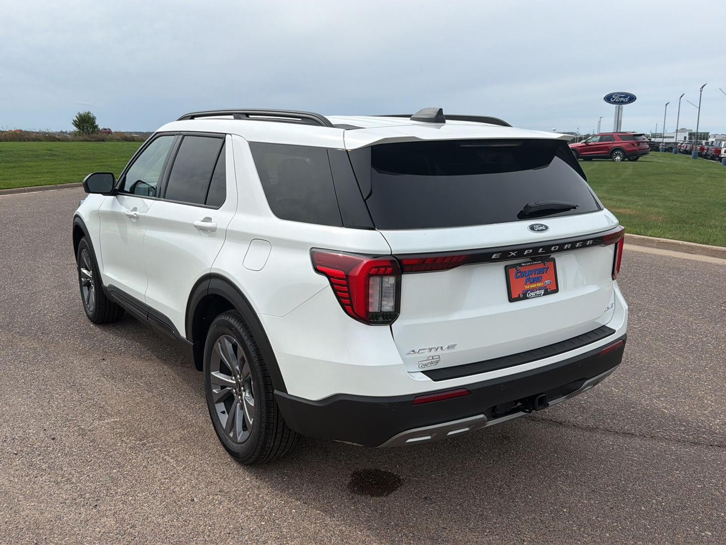 2026 Ford Explorer Active w/200A Pkg