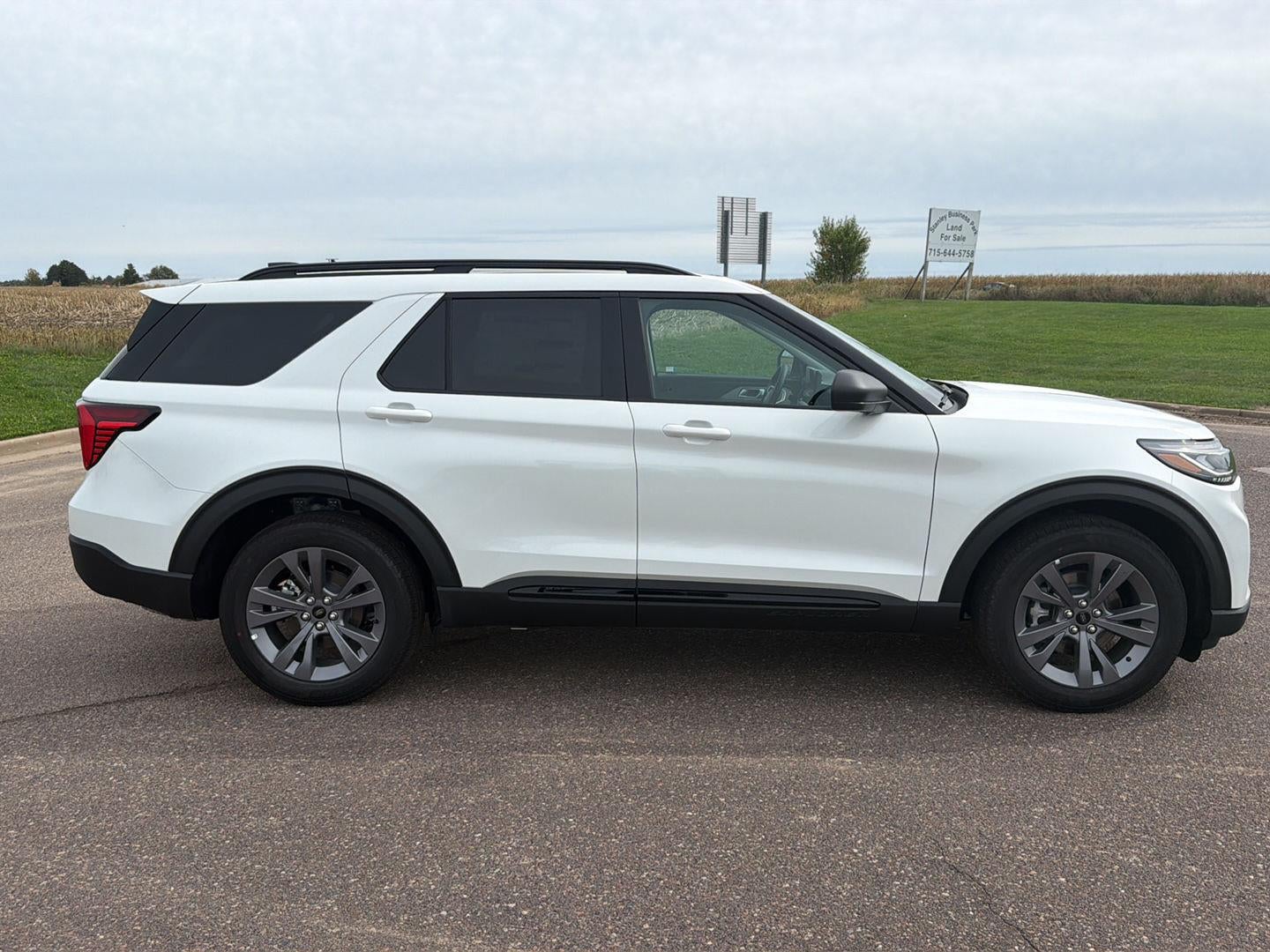 2026 Ford Explorer Active w/200A Pkg