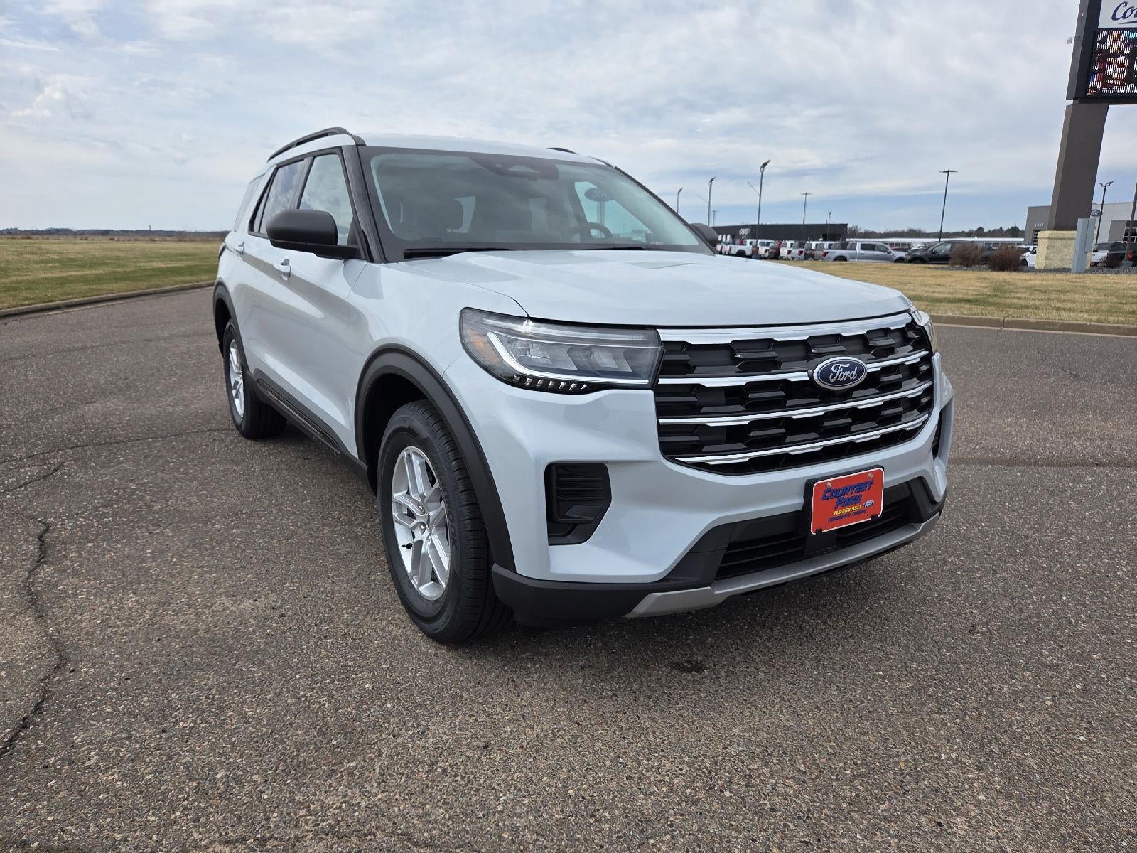 2026 Ford Explorer Active w/200A Pkg