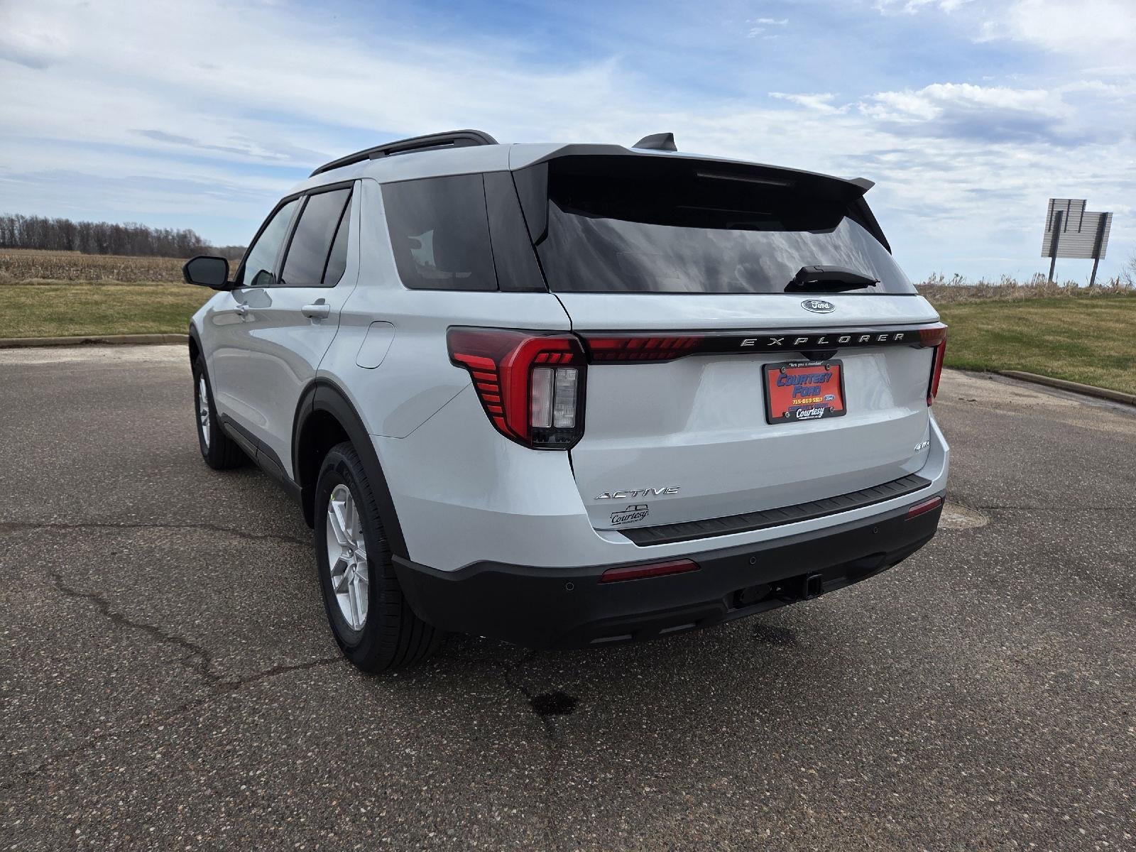 2026 Ford Explorer Active w/200A Pkg