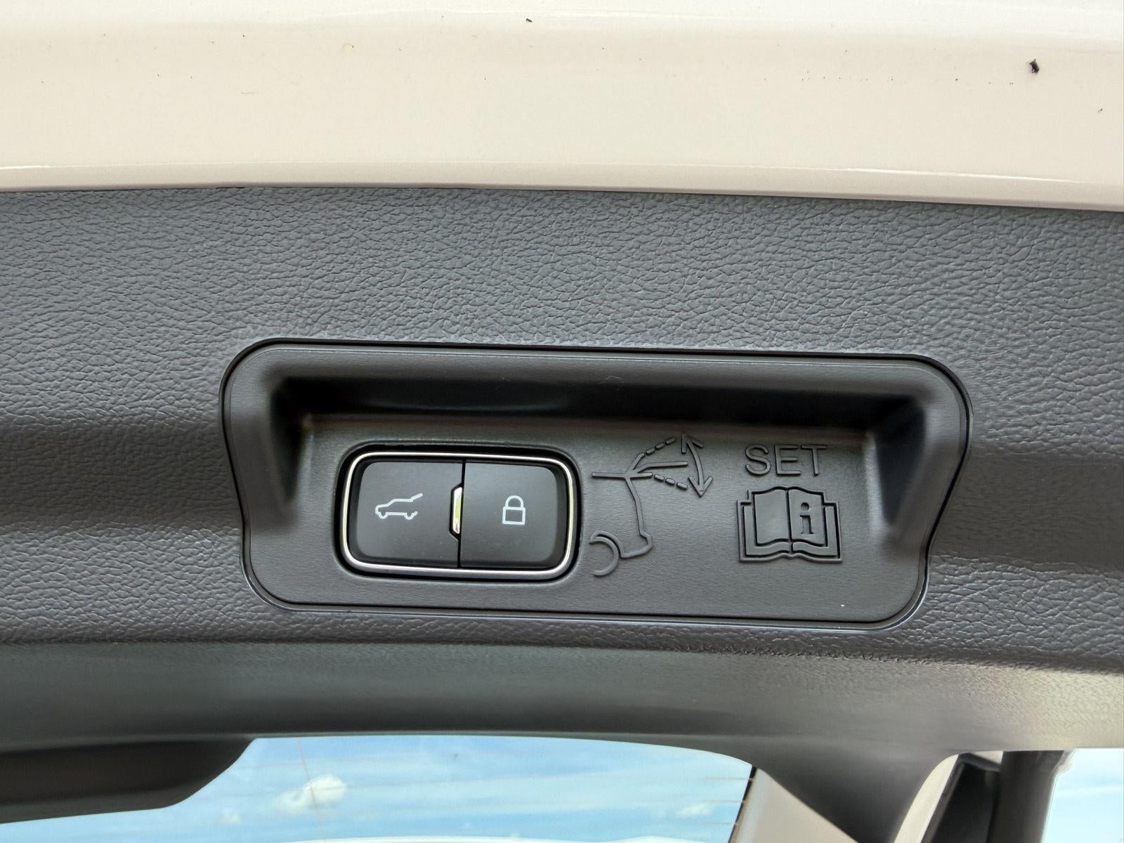 2026 Ford EXPLORER A Active