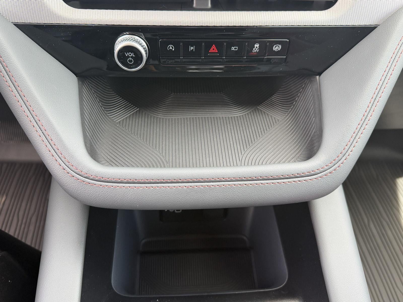 2026 Ford EXPLORER A Active
