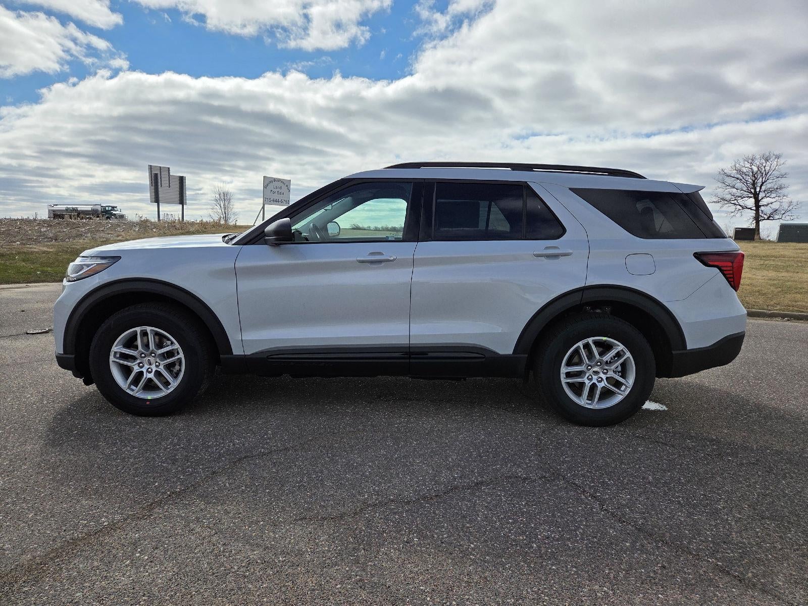2026 Ford Explorer Active w/200A Pkg