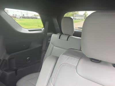 2027 Ford Explorer Active w/200A Pkg