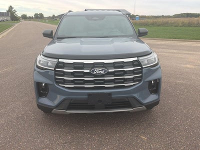 2027 Ford Explorer Active w/200A Pkg