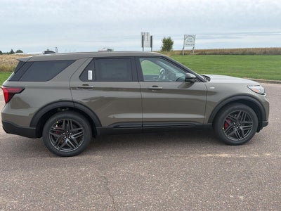 2027 Ford Explorer ST-Line