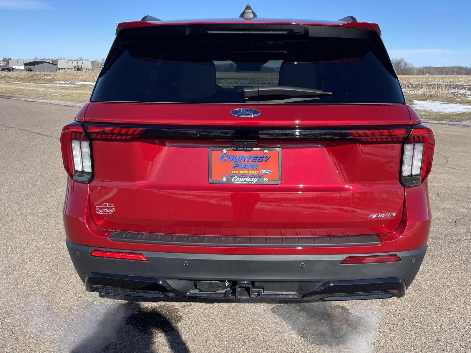 2026 Ford Explorer ST-Line