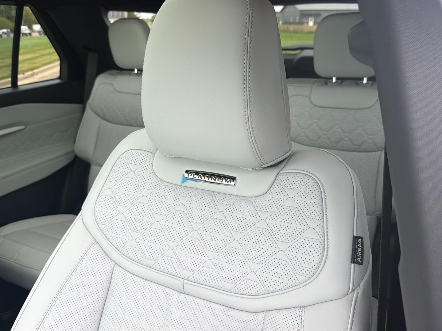 2027 Ford Explorer Platinum