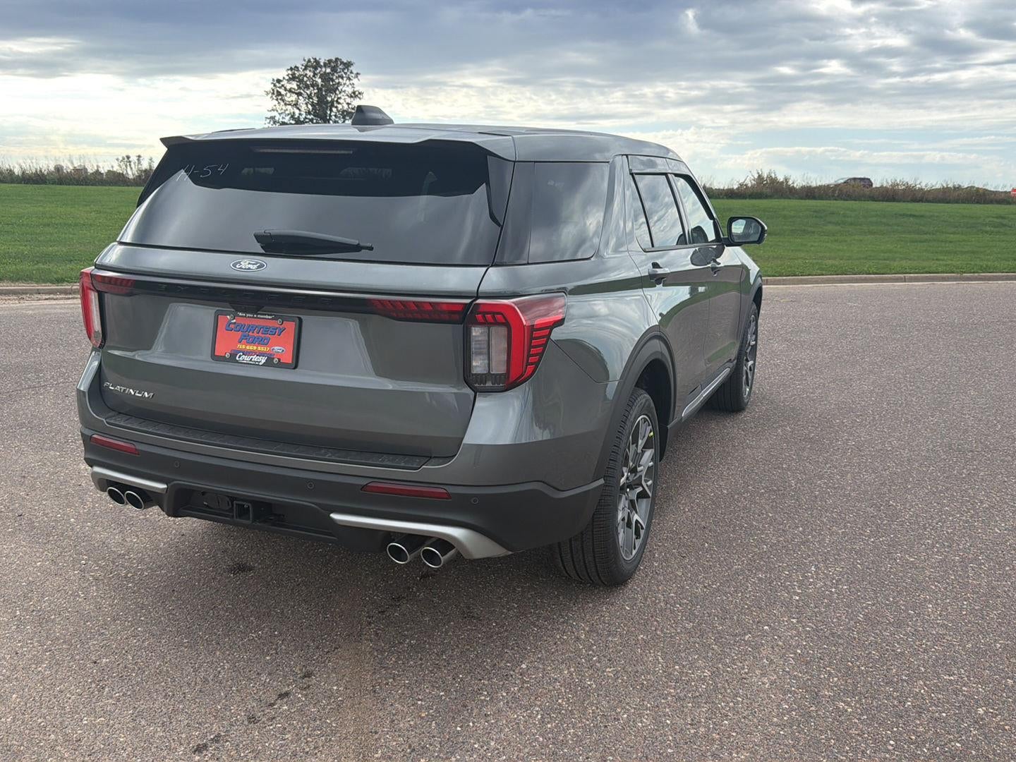 2027 Ford Explorer Platinum