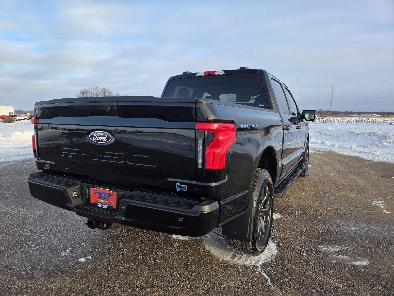 2025 Ford F-150 Lightning Flash