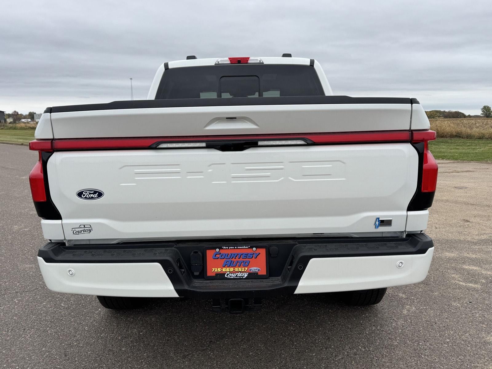 2025 Ford F-150 Lightning LARIAT