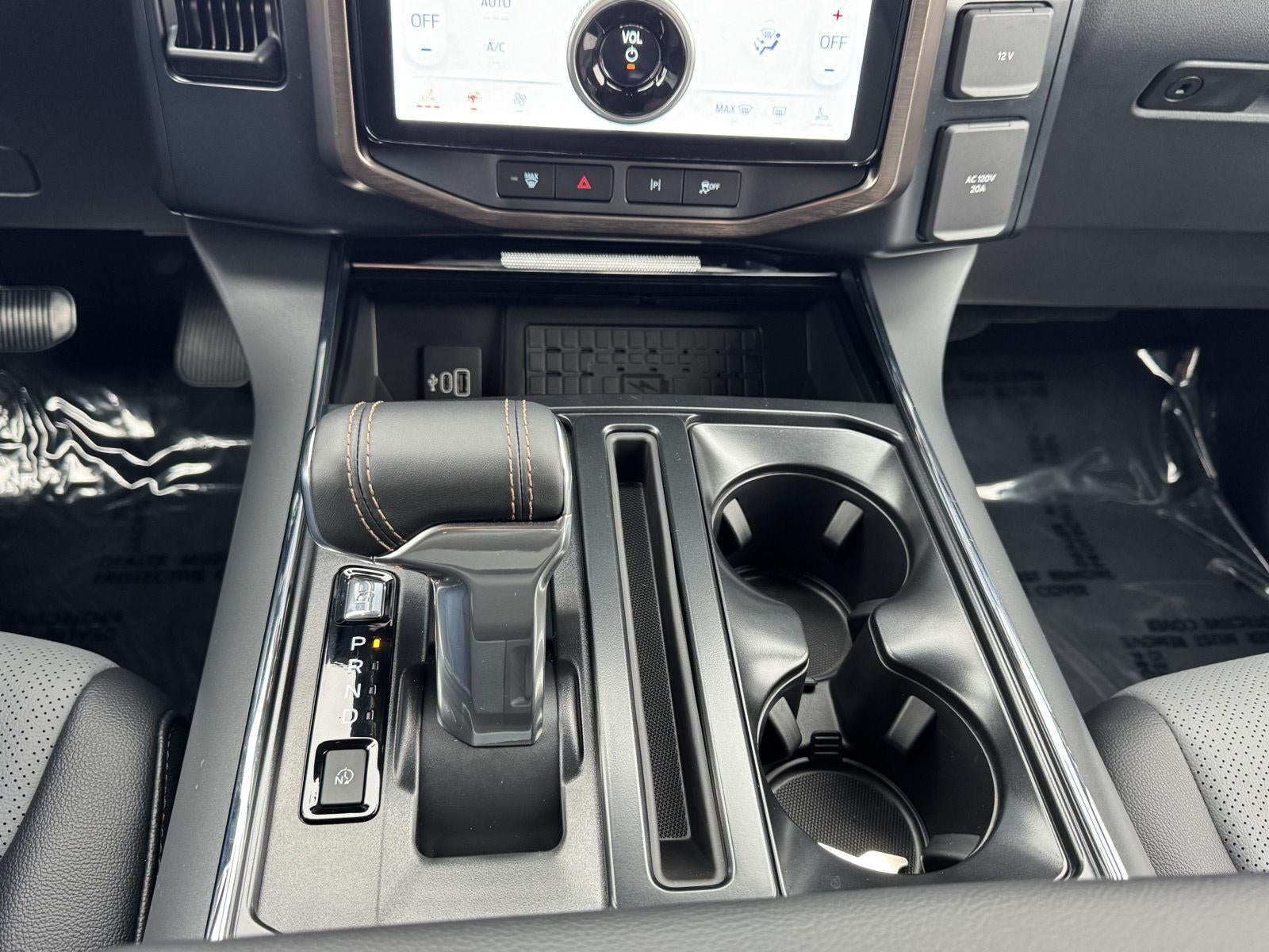 2025 Ford F-150 Lightning LARIAT