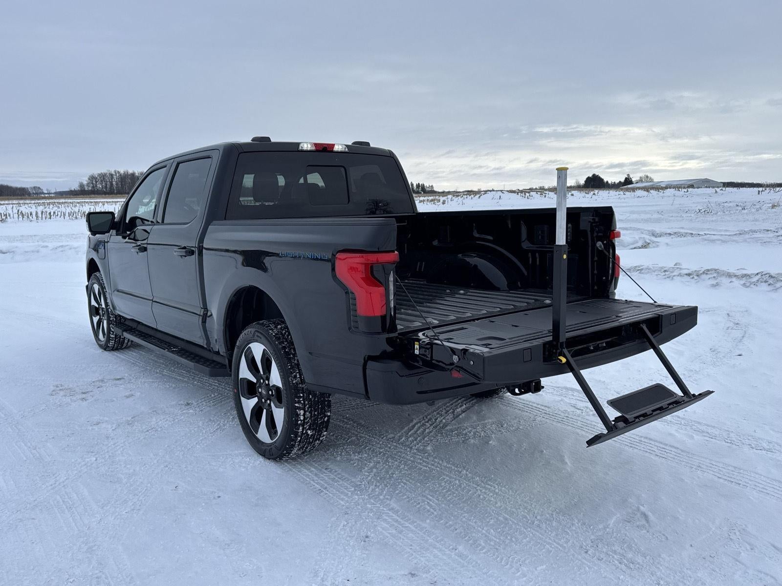 2025 Ford F-150 Lightning Platinum