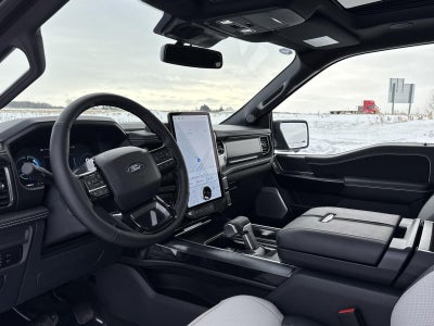 2025 Ford F-150 Lightning Platinum