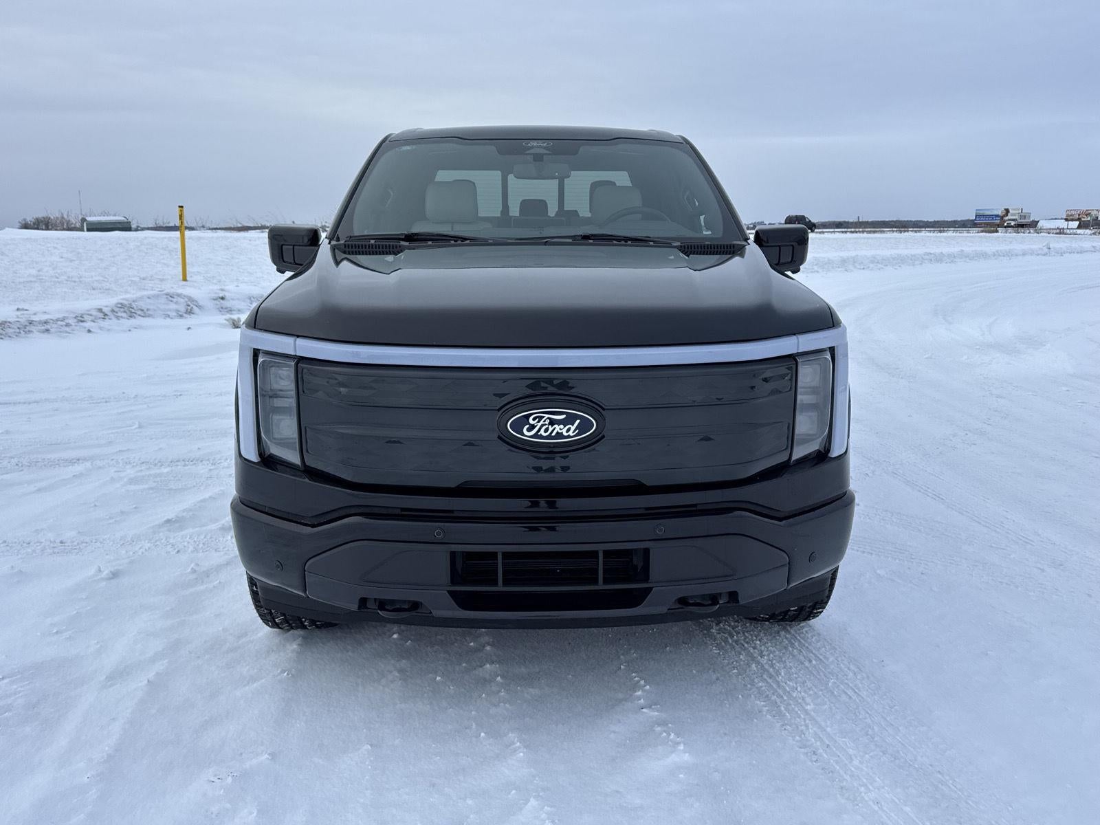 2025 Ford F-150 Lightning Platinum