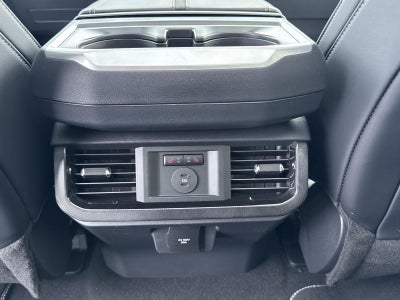 2025 Ford F-150 Lightning Platinum