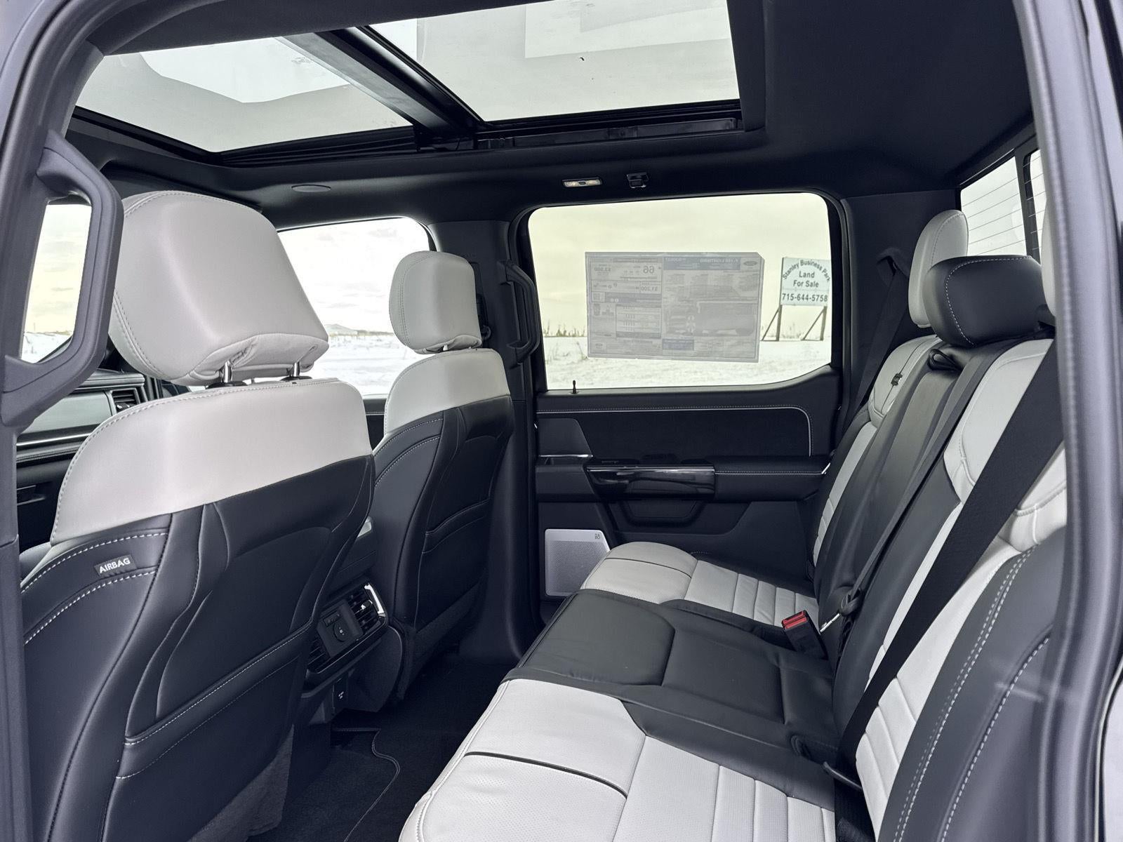 2025 Ford F-150 Lightning Platinum