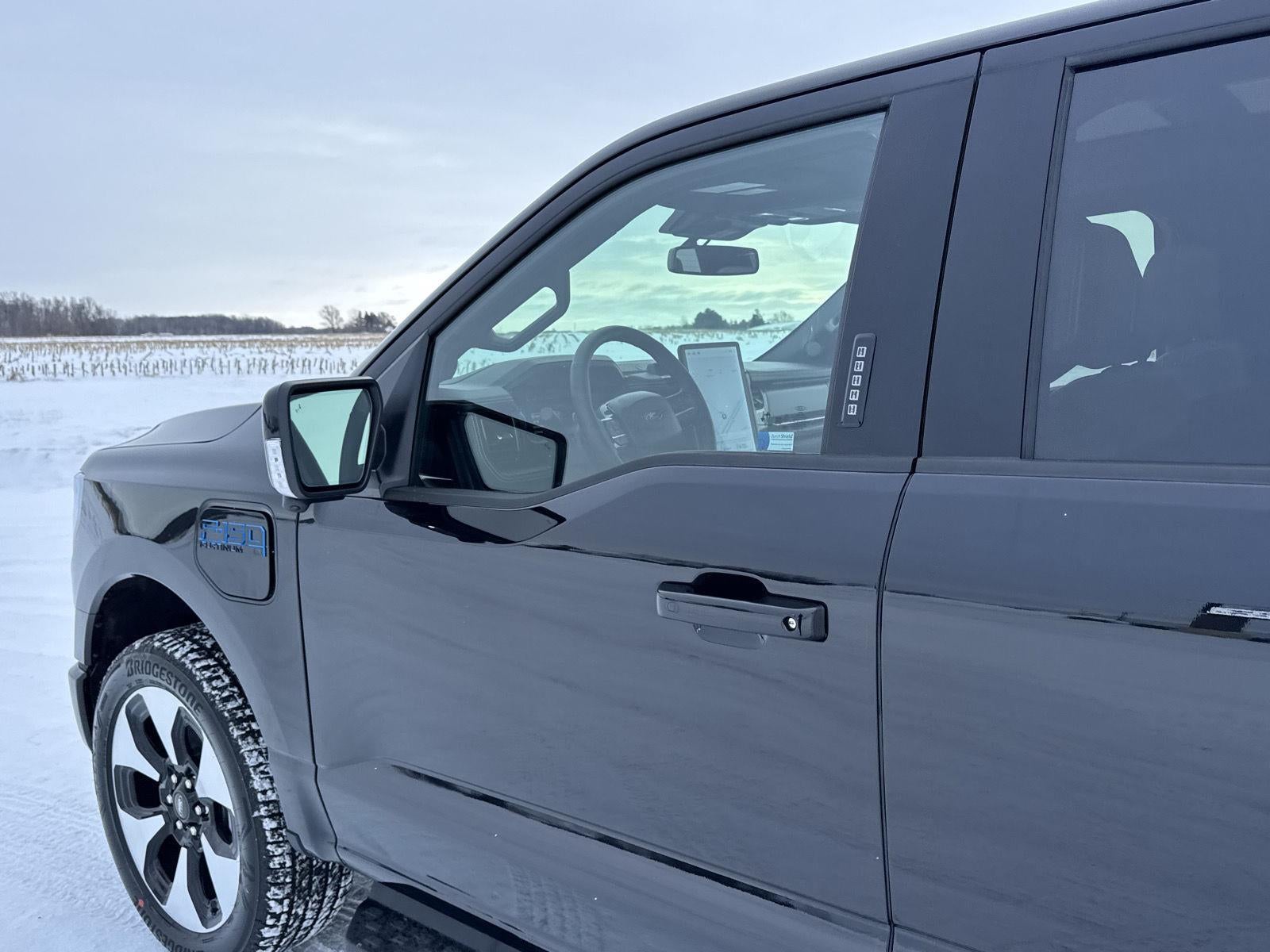 2025 Ford F-150 Lightning Platinum