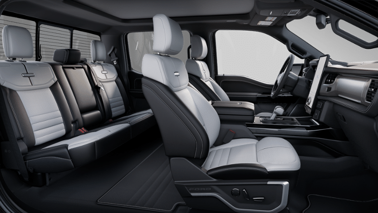 2025 Ford F-150 Lightning Platinum