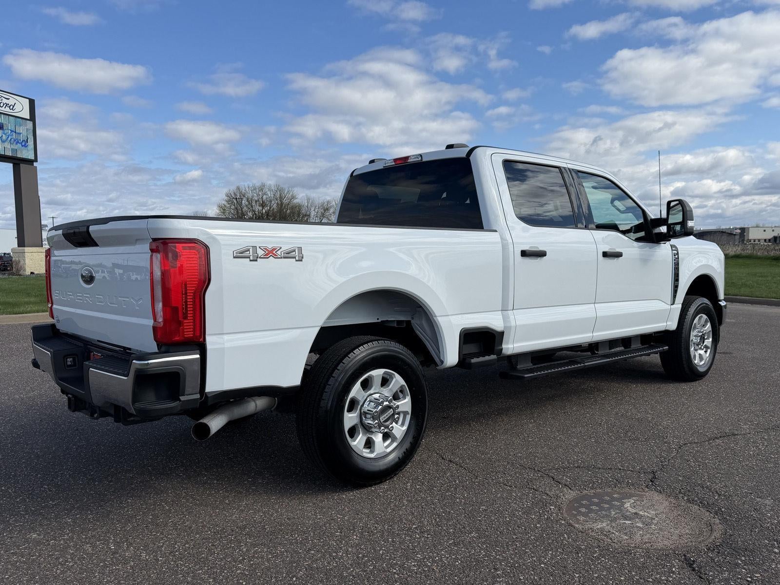 2024 Ford Super Duty F-250 SRW XLT