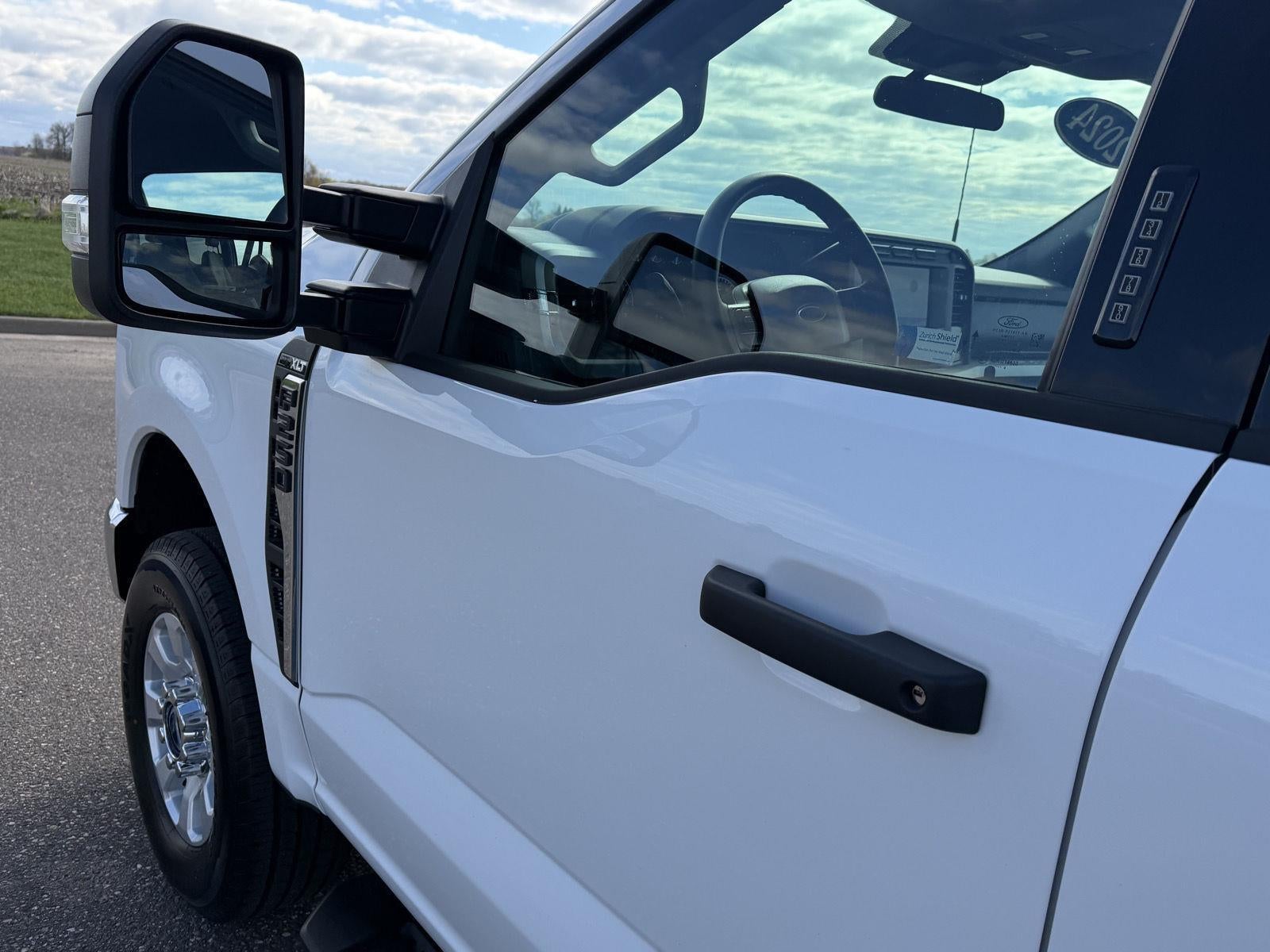 2024 Ford Super Duty F-250 SRW XLT
