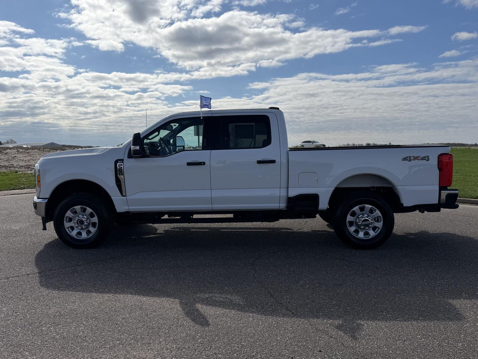2024 Ford Super Duty F-250 SRW XLT