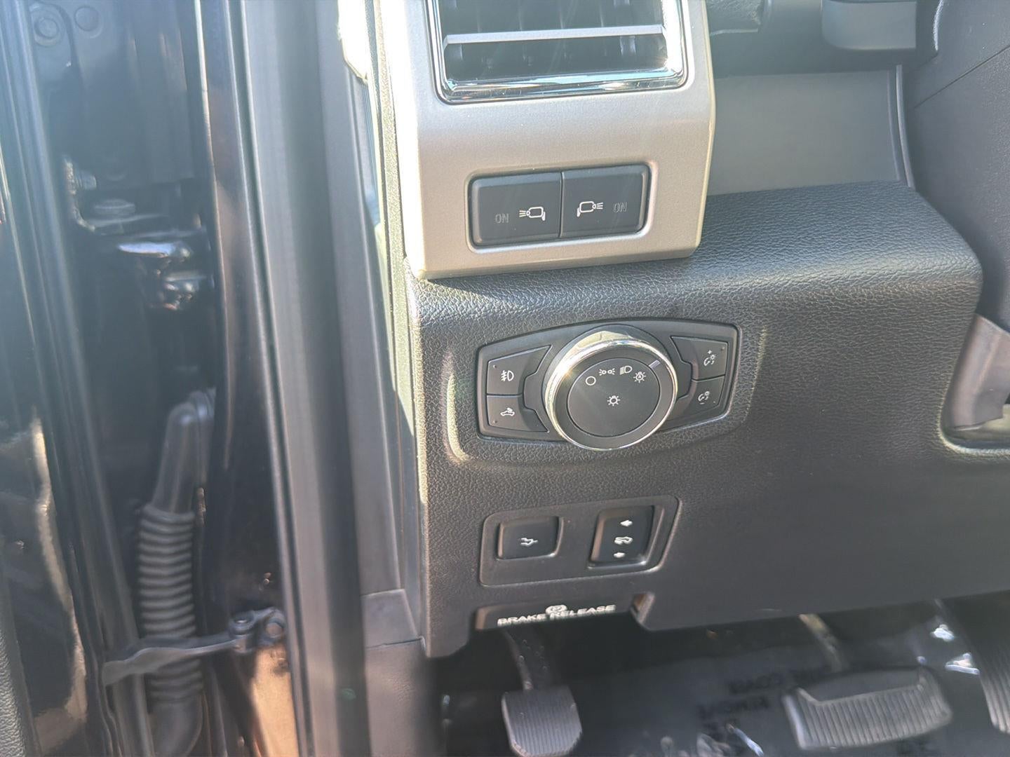 2017 Ford Super Duty F-250 SRW Lariat